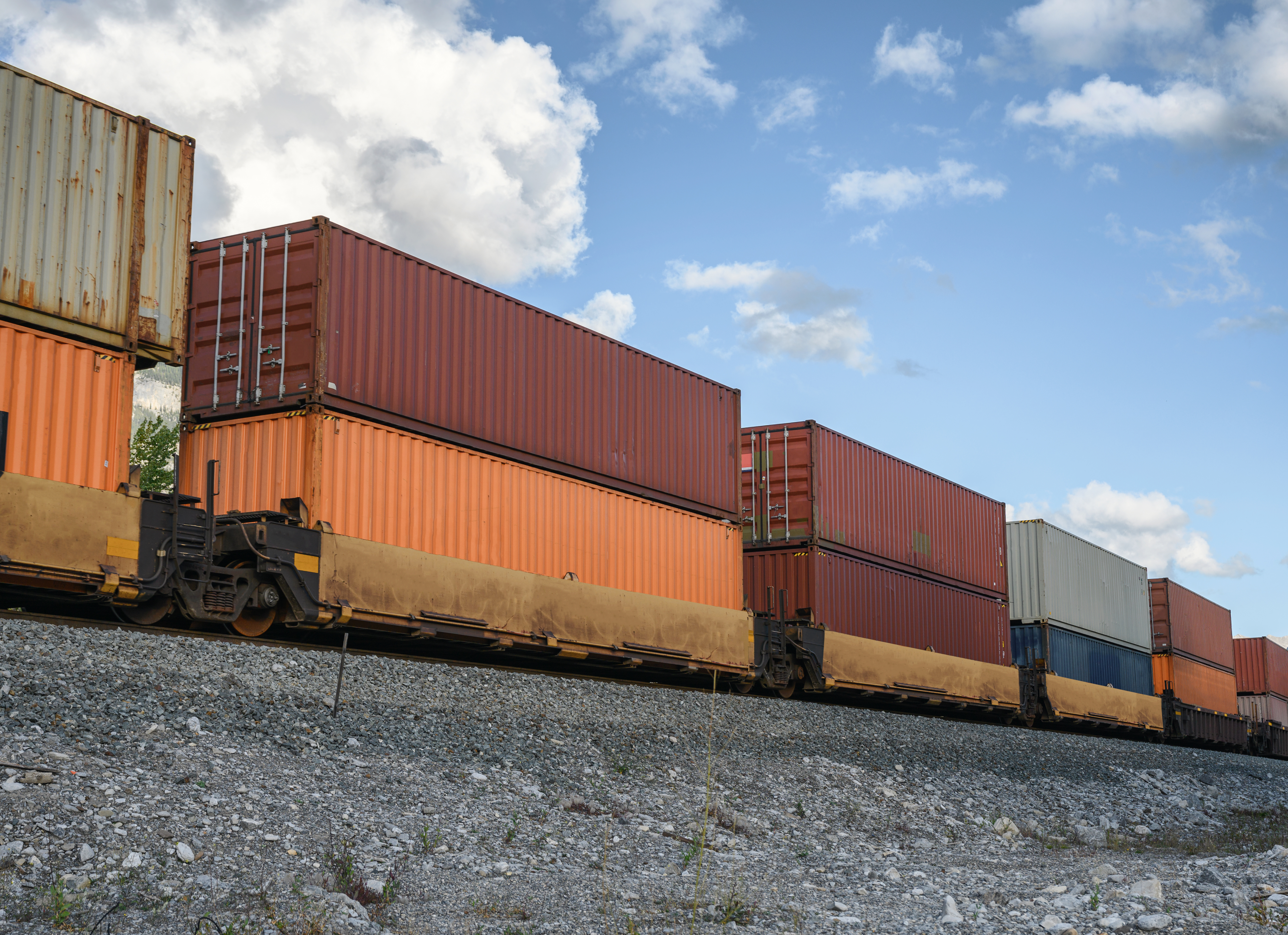 LogiHub